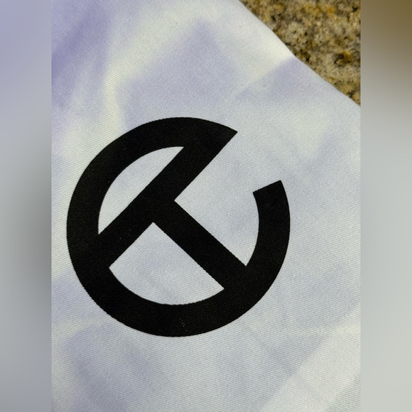 Small Red Telfar - Picture 3 of 3